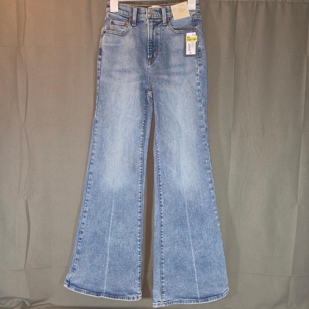 Universal Thread High Rise 70s Flare Jeans Light Wash Blue Size 0R 014 05 6161